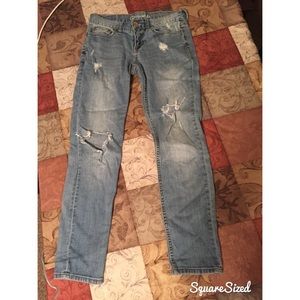 Aeropostale Ripped Skinny Jeans